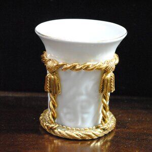 Vintage Stylebuilt Porcelain Bathroom Cup with Cord & Tassel Stand